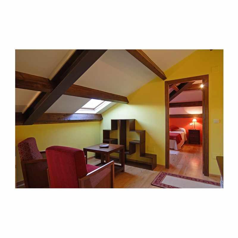 Apartamento La Casa Del Abuelo Justo Minagon Exteriör bild