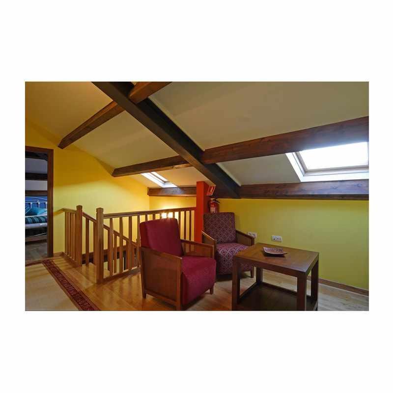 Apartamento La Casa Del Abuelo Justo Minagon Exteriör bild