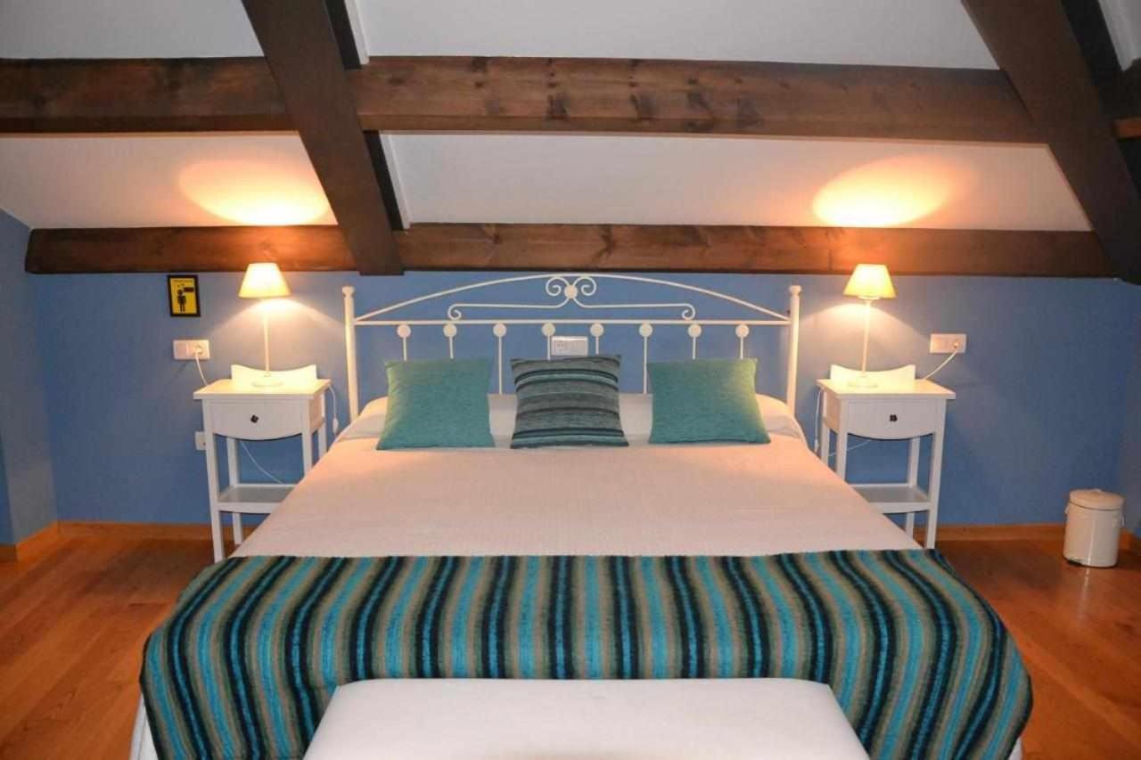 Apartamento La Casa Del Abuelo Justo Minagon Exteriör bild