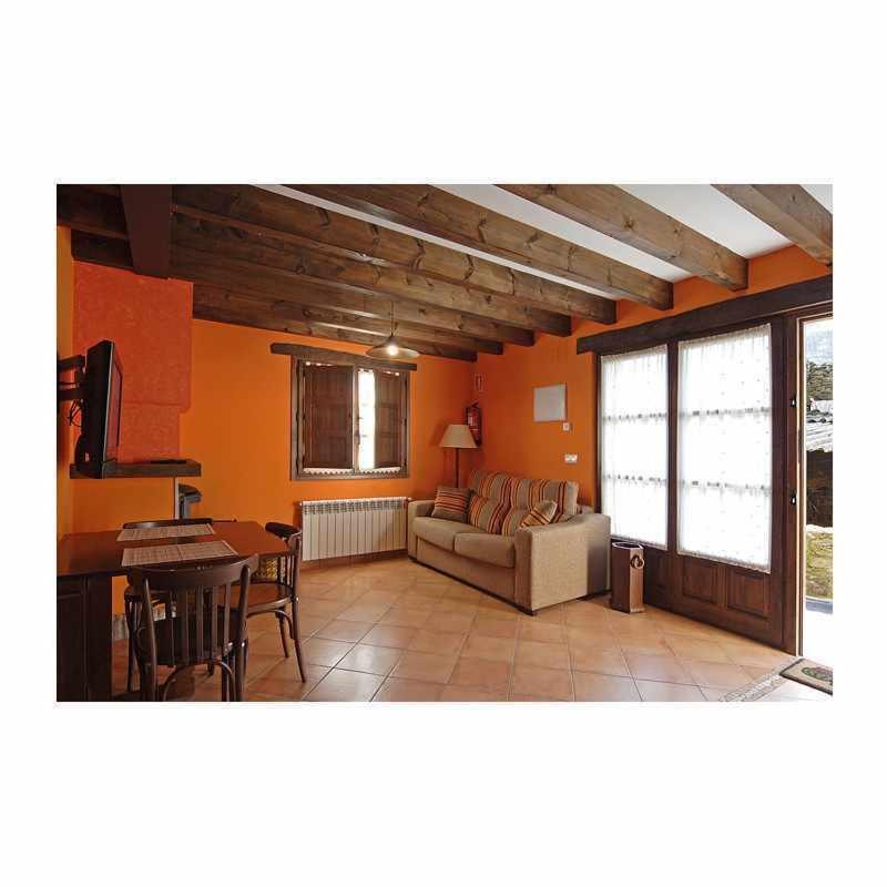 Apartamento La Casa Del Abuelo Justo Minagon Exteriör bild