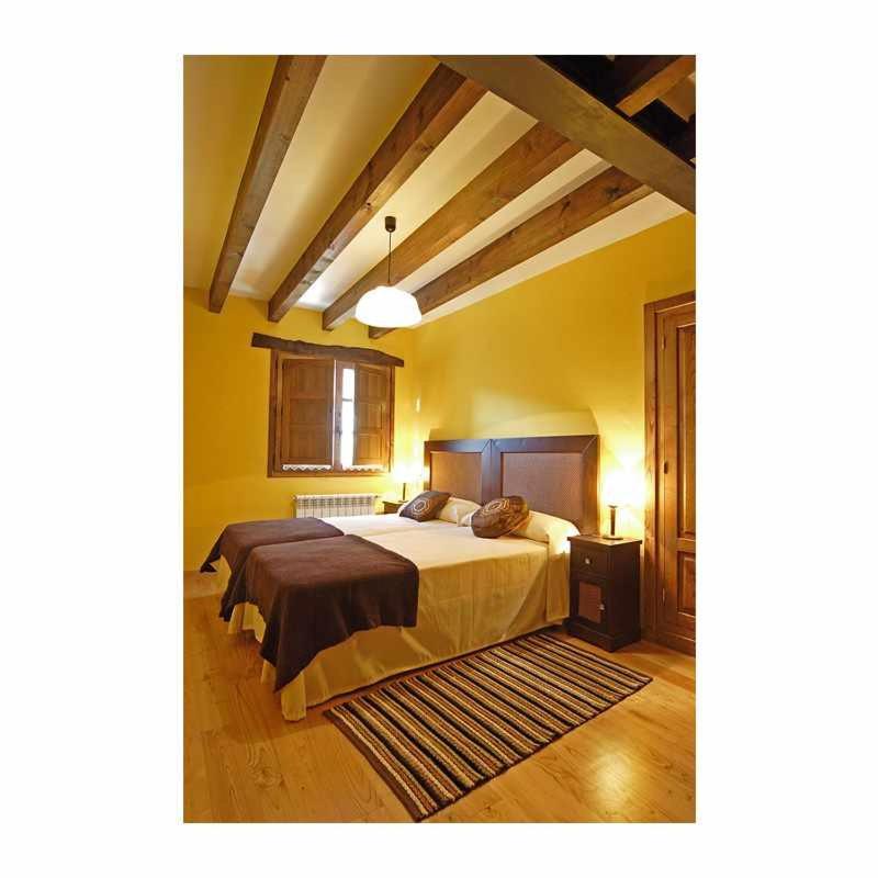 Apartamento La Casa Del Abuelo Justo Minagon Exteriör bild